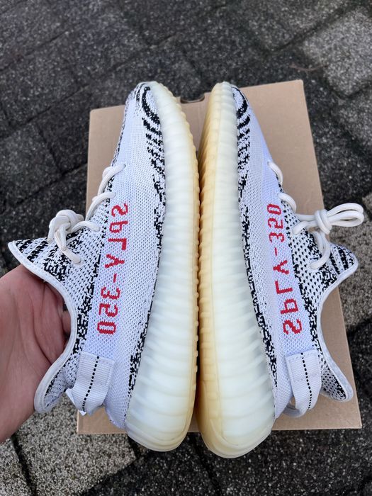 Adidas Yeezy Boost 350 V2 Zebra sneakersy buty białe 46