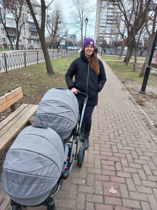 Каляска 3 в 1 для двійнят