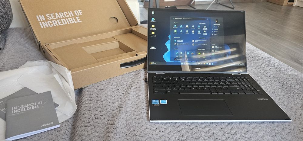 ASUS CB5500FE / Dotykowy 360° / Harman Kardon / Lekki i wygodny