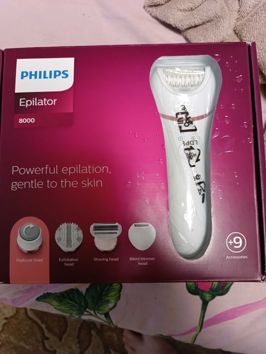 Эпилятор для влажной и сухой эпиляции Philips Series 8000 BRE740/10