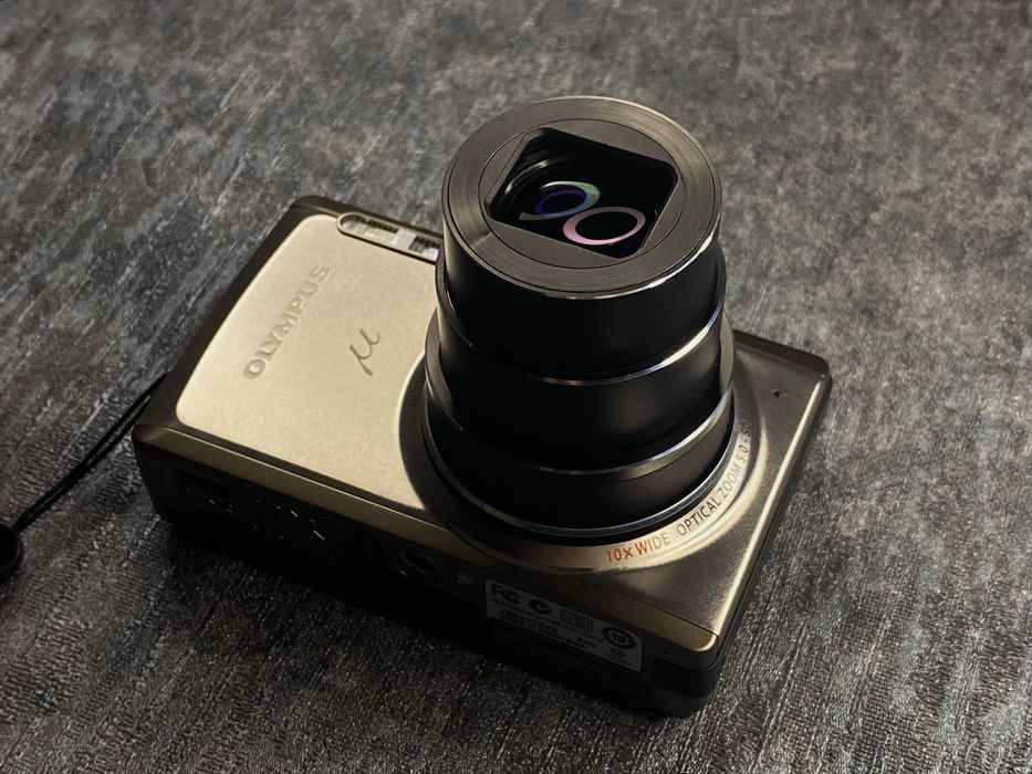 Olympus Mju/Stylus 9010 HyperCrystal View