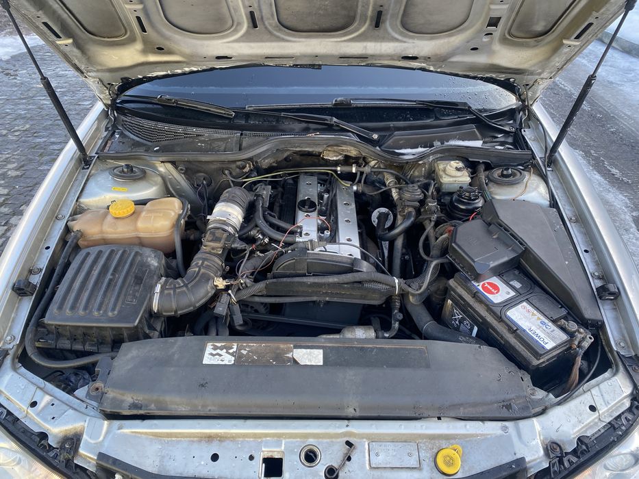 Opel Omega B 2.0 16V