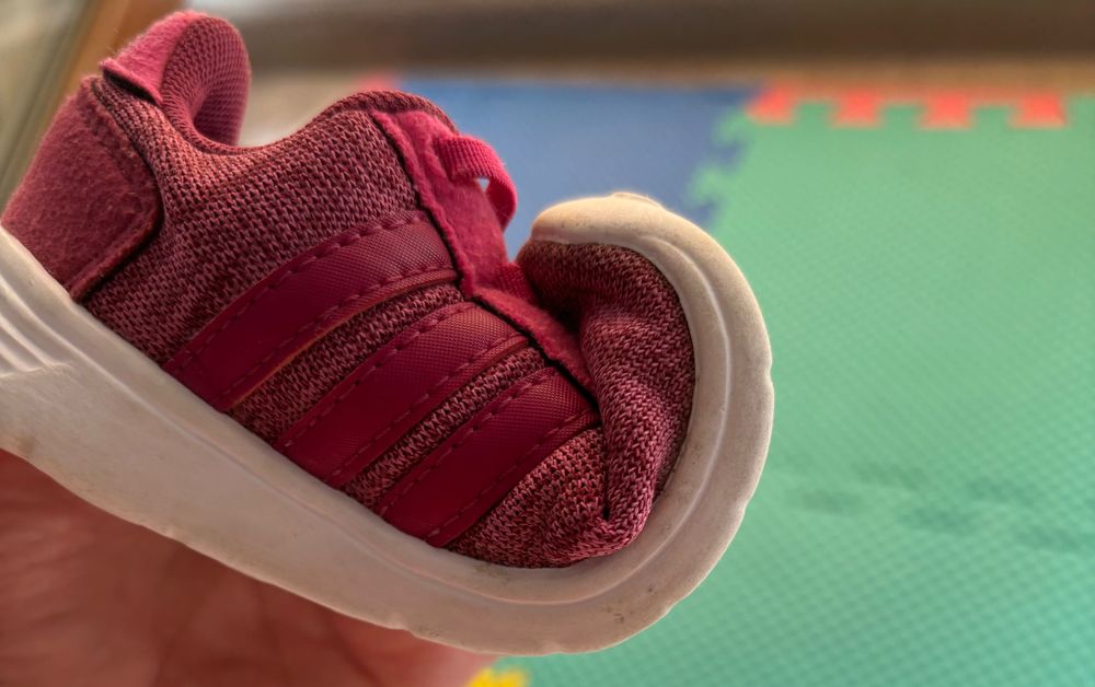 Adidas 22 dla dziewczynki