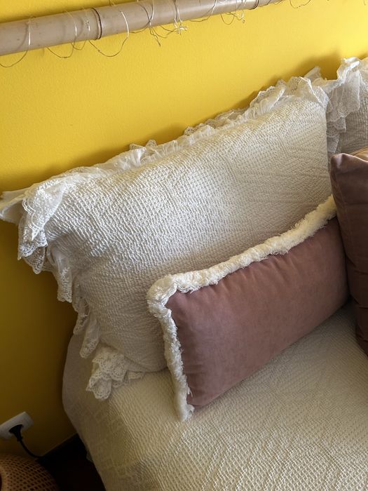 Colcha com 2 almofadões 270x270