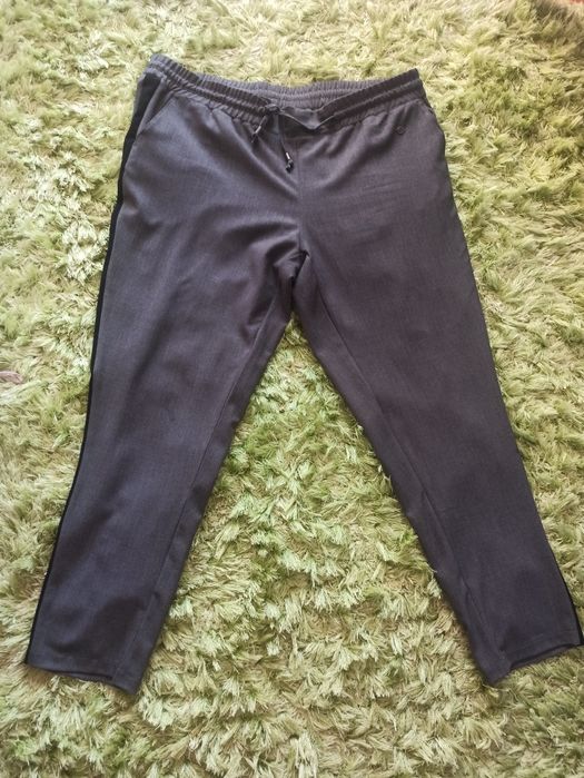 Wiosenne spodnie rozm. 46