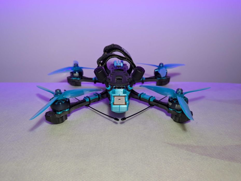 Customowy Dron FPV 5" - CINEMATIC | DJI O4 Pro | ELRS | 6S | Nowy