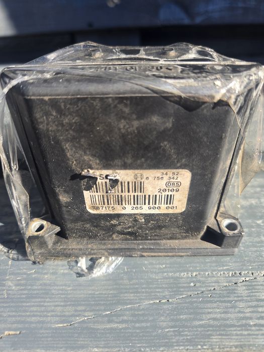 Блок ABS BMW E39 E38 DSC Bosch 001  002 067