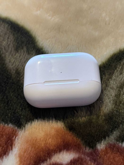 Продам повний комплект Airpods pro 2 Навушник и