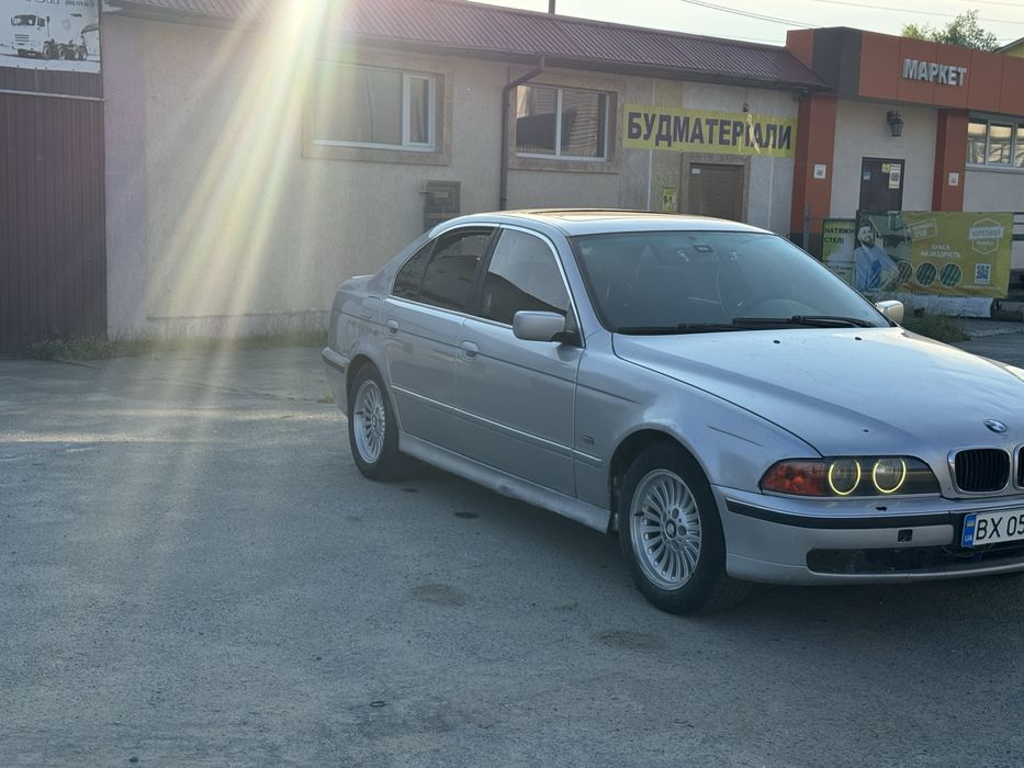 BMW 528 E39 бензин