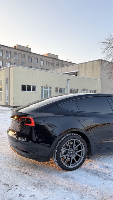 Tesla Model 3 Dual Motor Long Rang