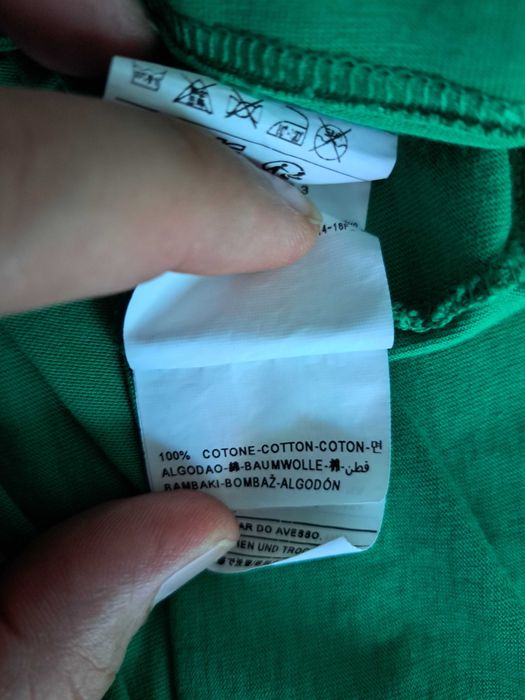 Tshirt Benetton - 160cm - 11 a 12 anos - Muito bom estado