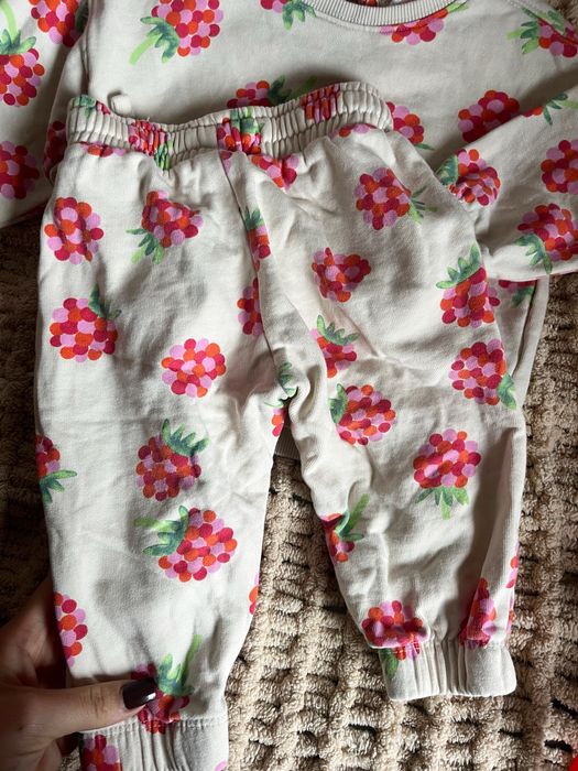 Спортивний костюм для дівчинки