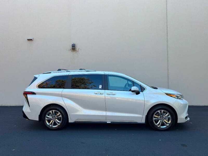 2024 Toyota Sienna