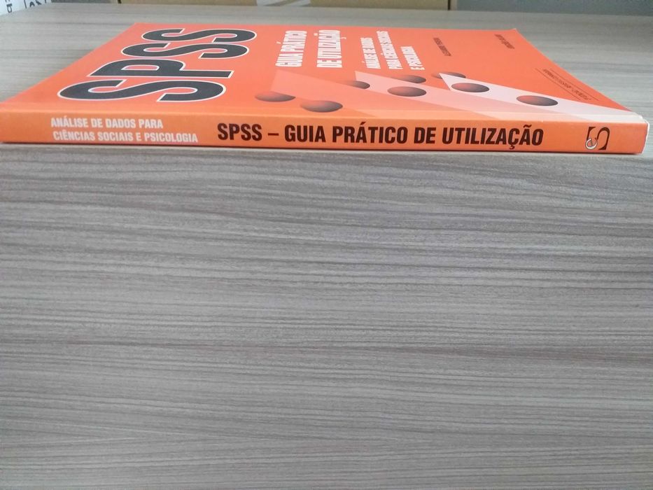 Livro  SPSS  Guia Prático de Utilização em muito bom estado