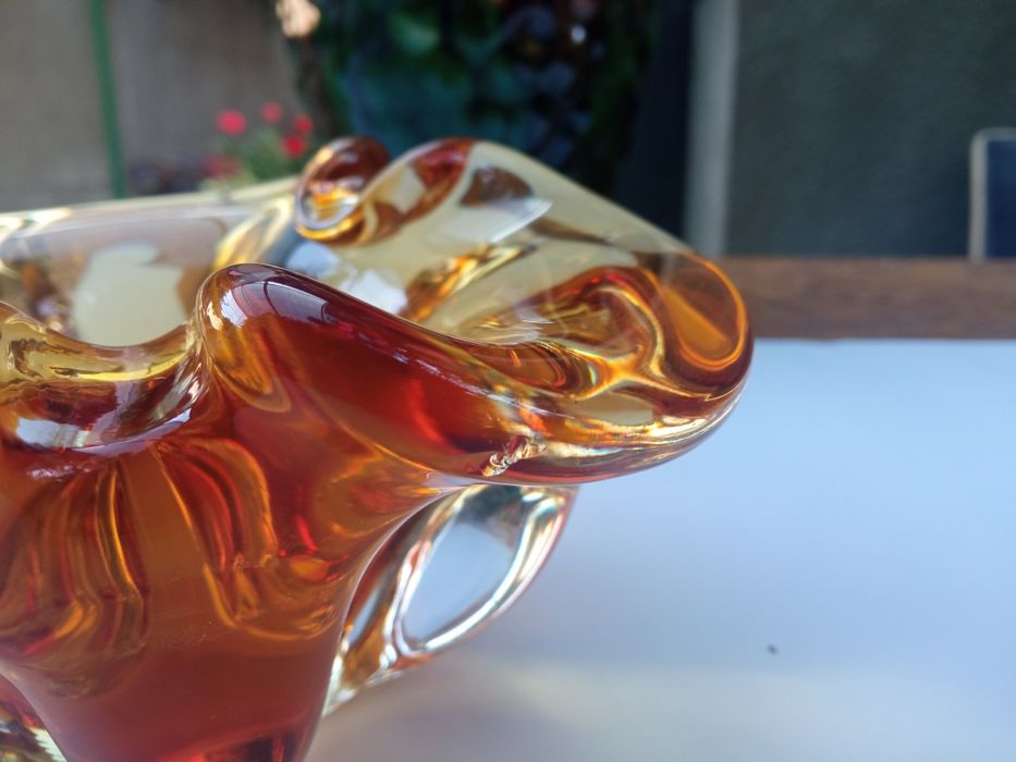 Ваза гутное янтарное стекло СССР