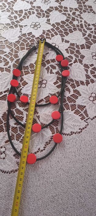 naszyjnik  czarno czerwony