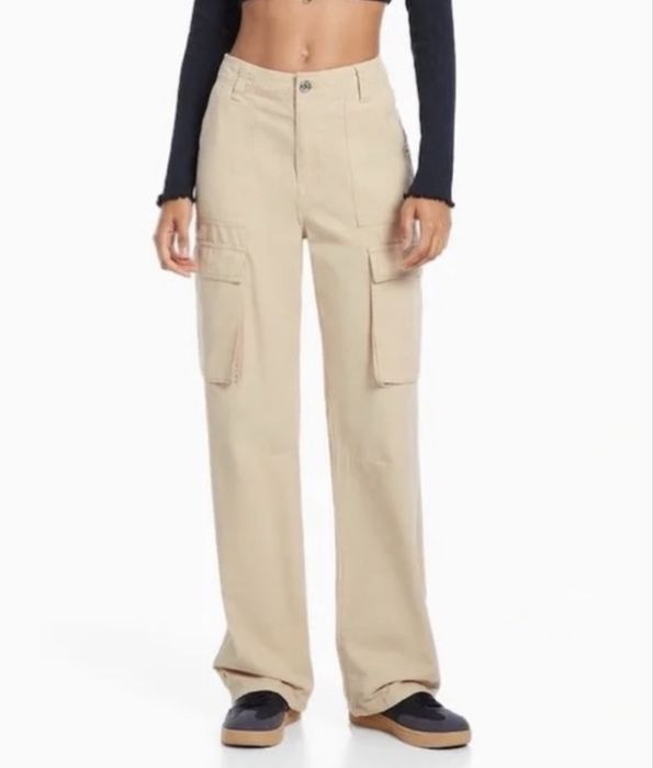 Штани карго Bershka Cargo Straight