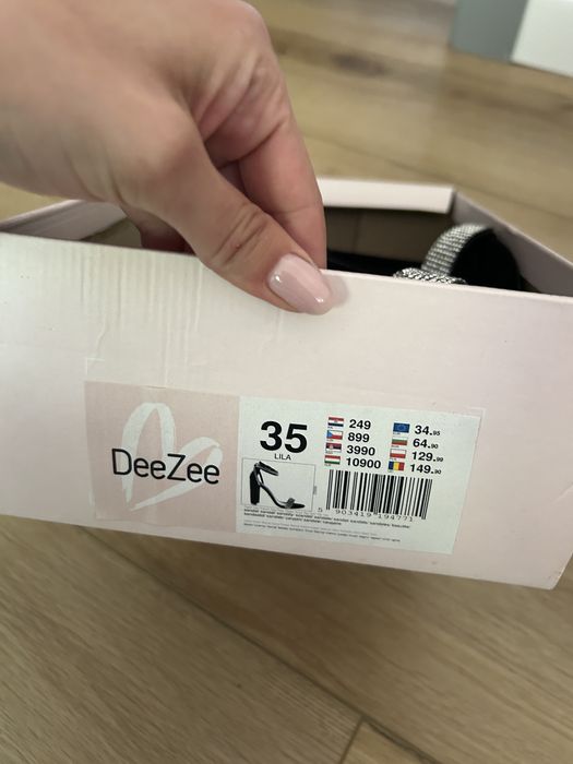 Buty sandaly czarne na obcasie cekiny rozmiar 35
