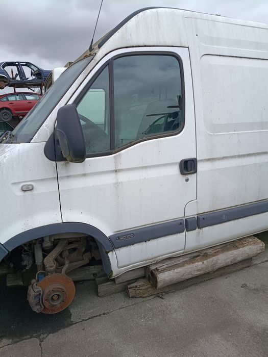 Renault master drzwi prawe lewe