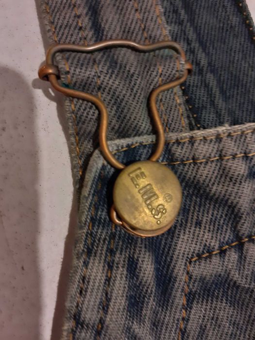 Czarne ogrodniczki jeansowe