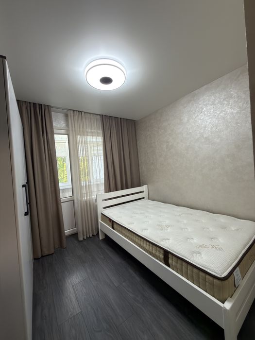 Продаж 3к квартири біля Центру з ремонтом
