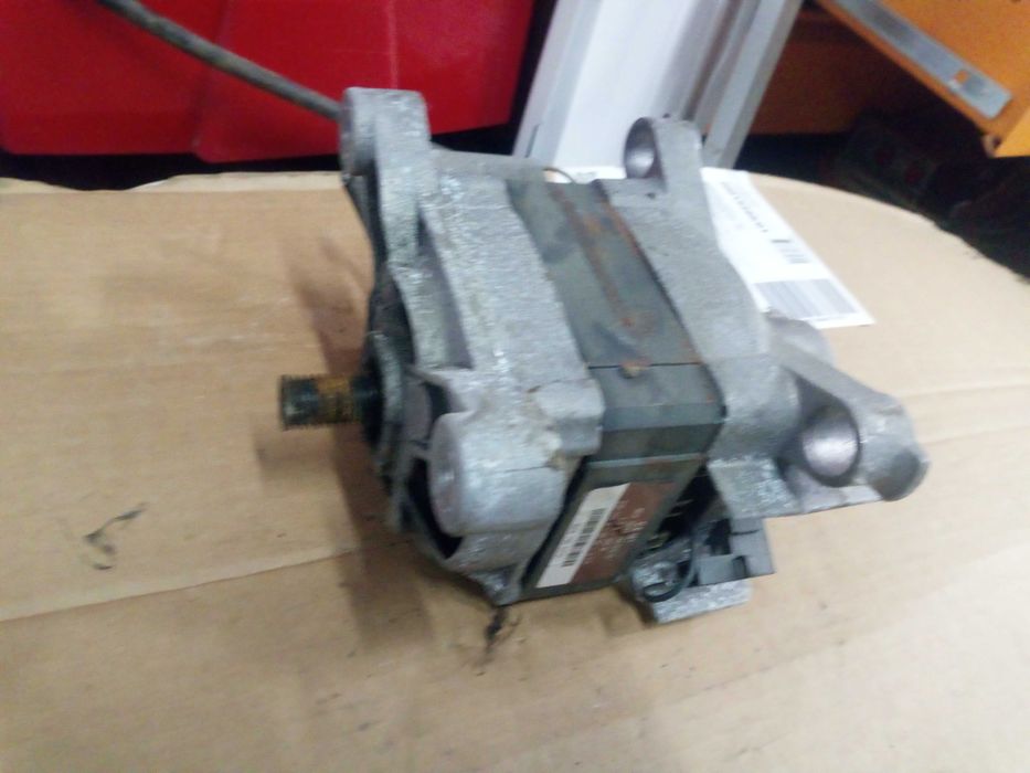 Silnik napędowy pralki Whirlpool MCA 38/64-148/WHE 19 1,7A 380W