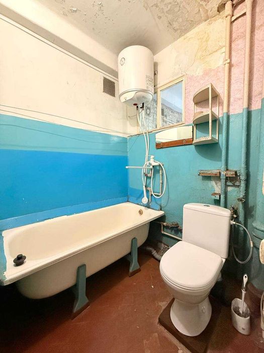ПРОДАЖ 1 кмін. квартира, 2/5, вул. Нікопольська (БАМ)