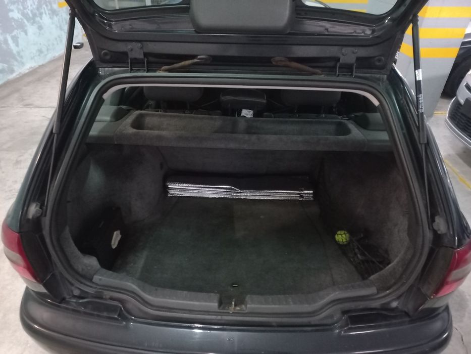 Volvo v40 1.6 de 1997 com 190.000 km's