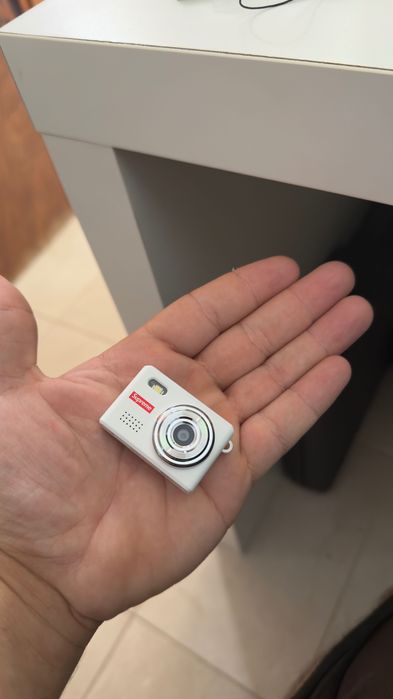 Câmara digital Supreme Keychain