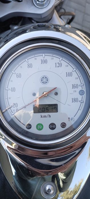 Ямаха драгстар1100 классик.