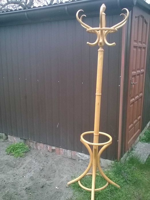 Wieszak gięty thonet