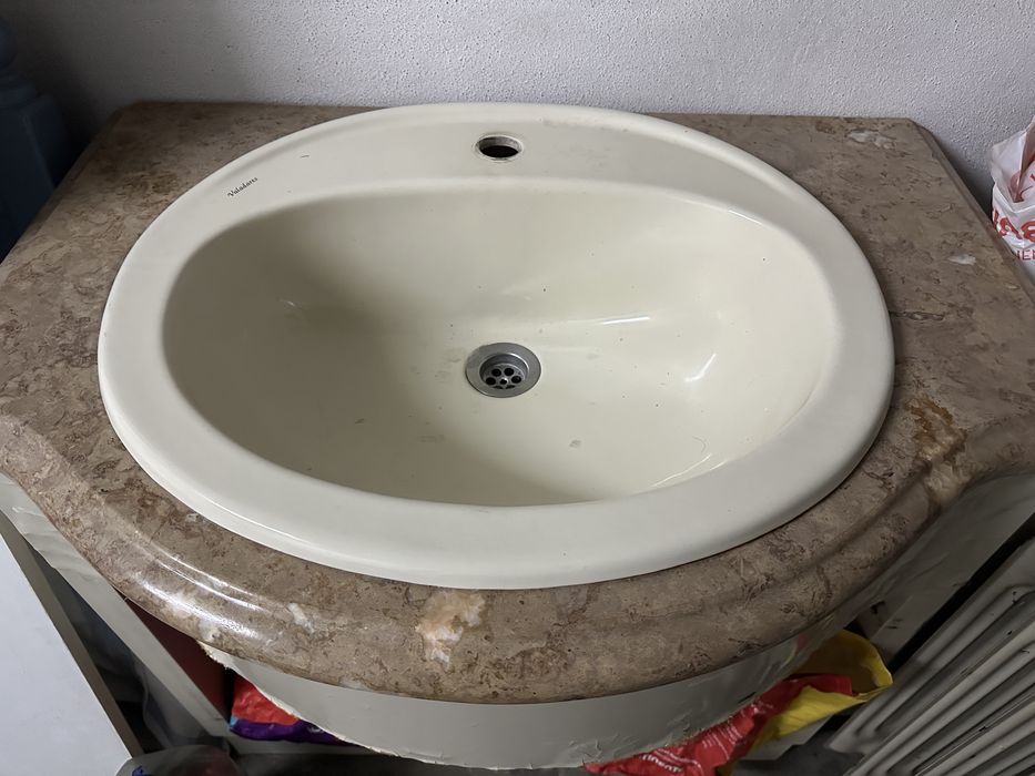 Loiças Sanitárias Valadares