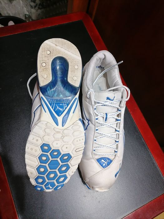 Кроссовки  puma .