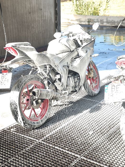 Suzuki Gsx-r 125cc ótimo estado