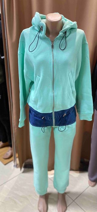 Стильный красивый теплый спортивный костюм спортивний прогулочный зима