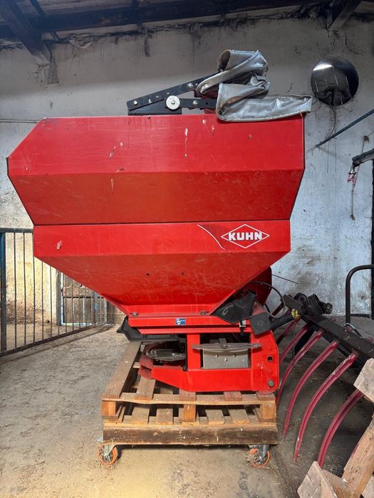 Rozsiewacz Nawozów KUHN MDS 19.1 Q