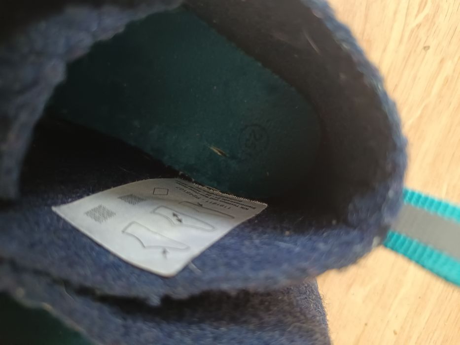 Nr353) buty trampki kapcie chłopięce r 25