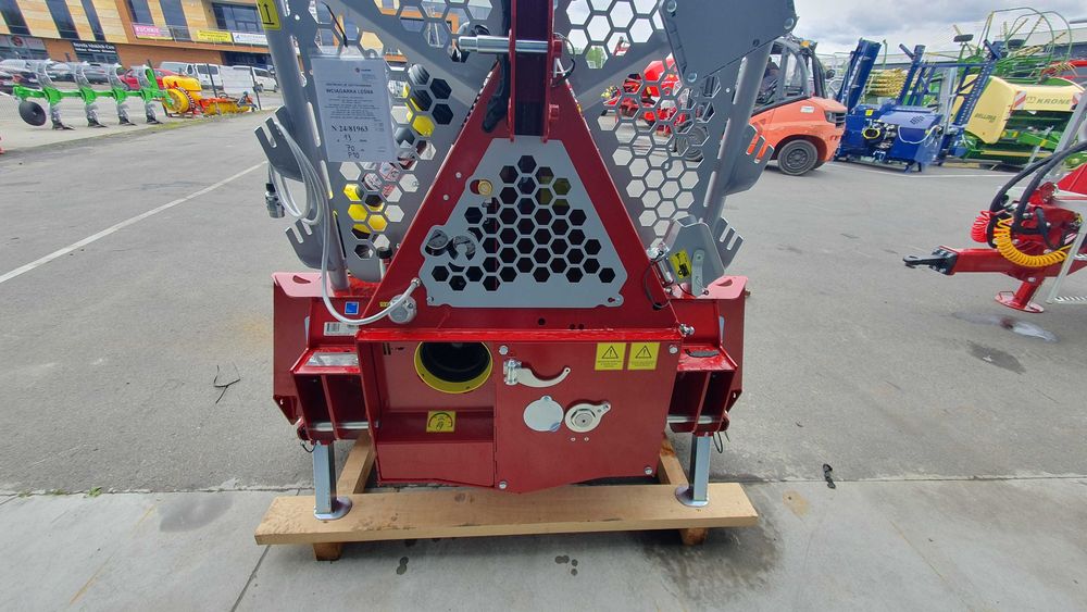 Wyciągarka leśna Tajfun 6,5 T-EGV 65 AHK SG - Radio - Krpan Uniforest