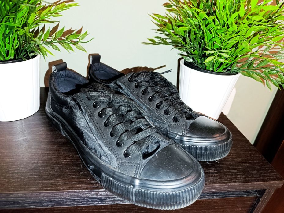 Męskie trampki czarne