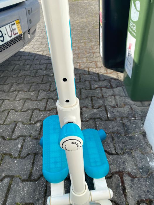 Stepper Machine with Arm Handles446906386330439684