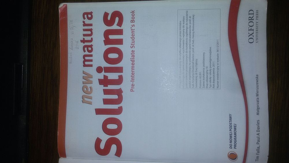New Matura Solutions Pre-Intermediate Student s Book