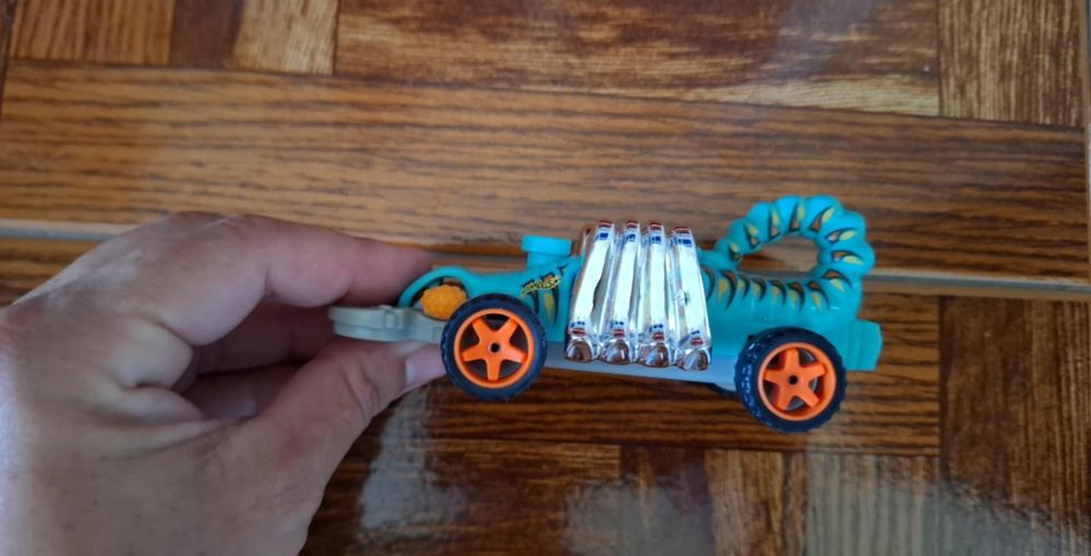Camião mala de transporte de carros com 32 carros miniatura hot wheels