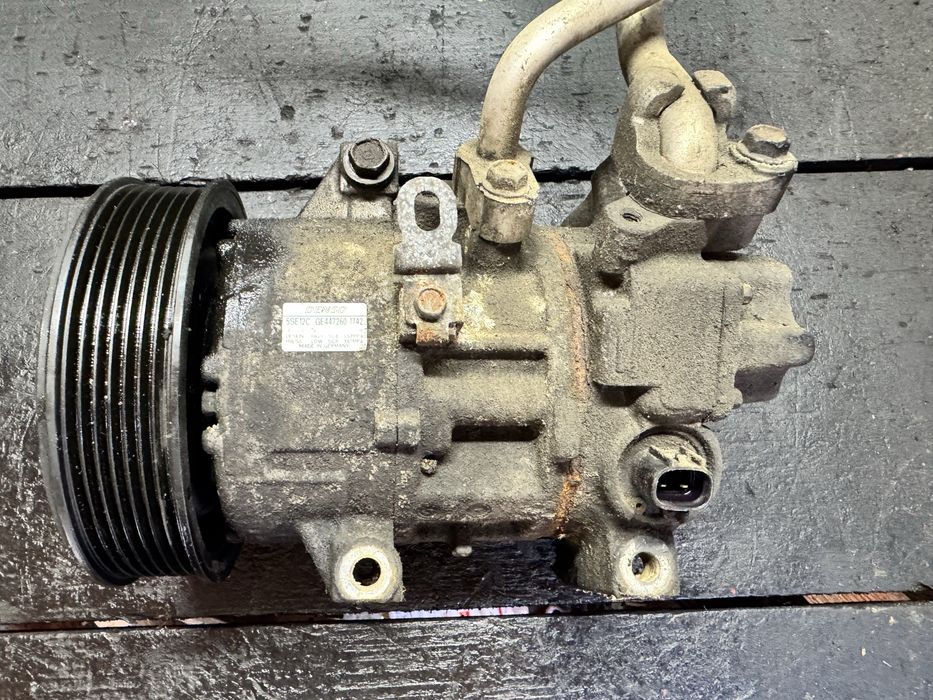 Компресор кондиціонера AVENSIS T25 2.2 D4D 447260-1742