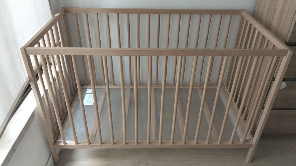 Cama berço bebe IKEA bege