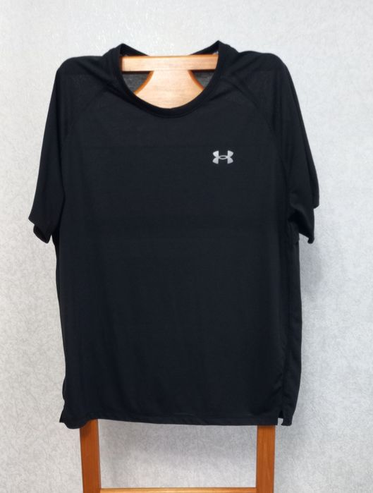 Футболка чоловіча Under Armour