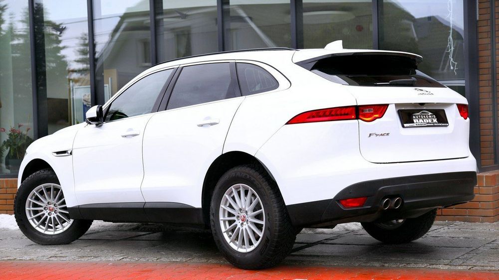 Jaguar F-Pace Salon PL|1 Ręka|Oryg.Lakier|SerwisASO|Navi|Skóry|Kamera|2xPark|As.Pasa