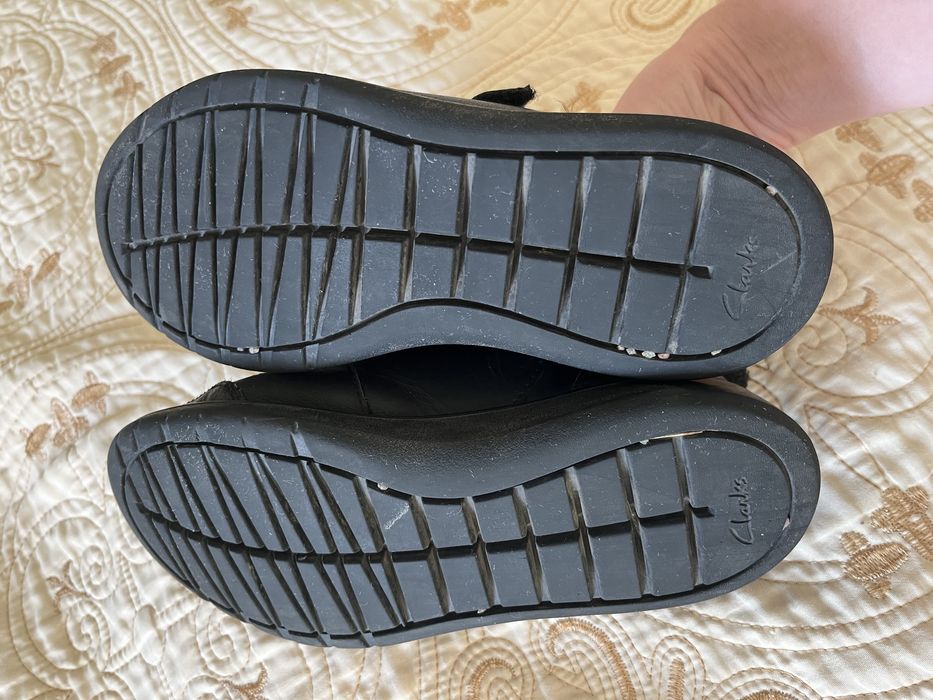 Супер зручні шкіряні черевики Clarks 32 розмір