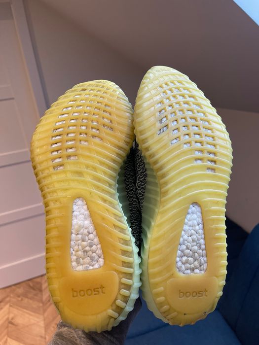 adidas Yeezy boost 350 v2 yeezreel reflective 42 black grey  500 700