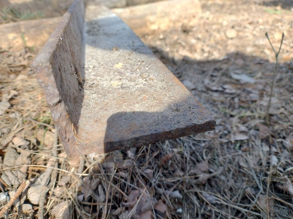 Kątownik nierównoramienny stalowy