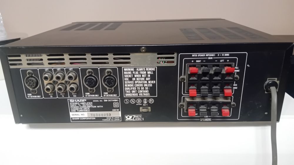 Amplituner Sharp i napęd cd